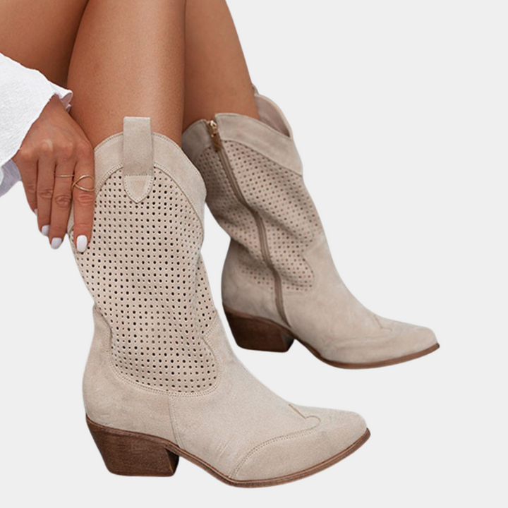 https://cdn.shopify.com/s/files/1/0903/1545/6846/files/C4534-Claury-beige_2.png?v=1745422435
