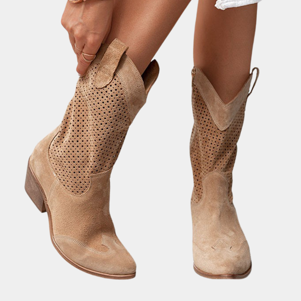https://cdn.shopify.com/s/files/1/0903/1545/6846/files/C4534-Claury-brown.png?v=1745437317