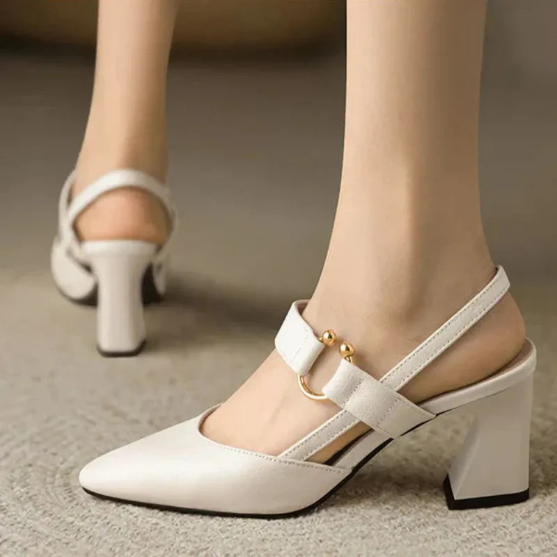 https://cdn.shopify.com/s/files/1/0903/1545/6846/files/Divina10.jpg?v=1747783646