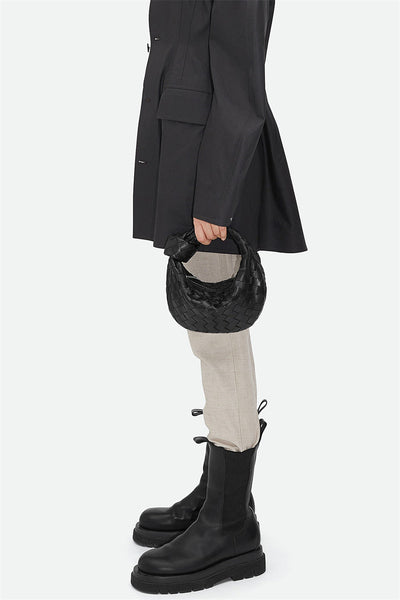 Elegancka Czarna Pleciona Kopertówka Zariah Skórzana z Węzłem na Wieczór